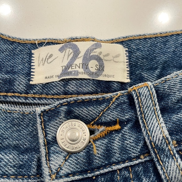 Free People Jeans We the Free The Lass Button Fly Distressed Medium Wash 26 - Picture 2 of 14